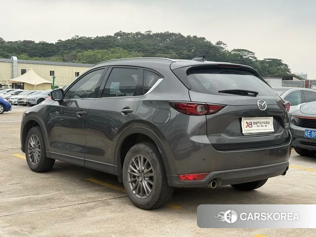 Mazda CX-5 2021 Темно-серый из Китая, фото 3