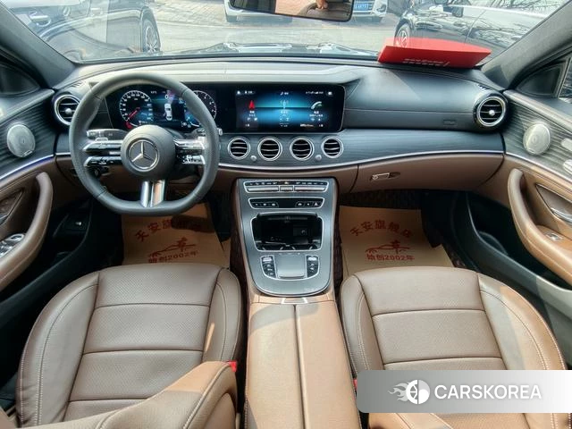 Mercedes-Benz E-class 2023 Черный из Китая, фото 3