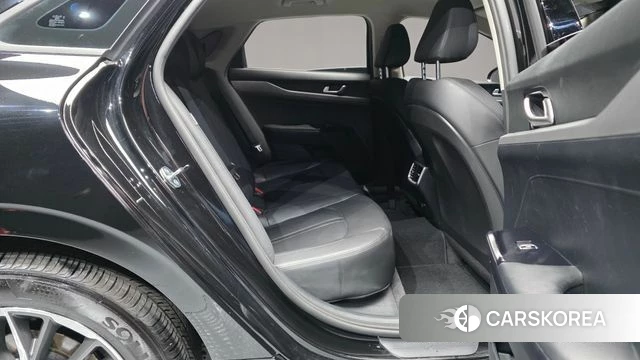 Kia K5 3rd generation 2023 Черный из Кореи, фото 3