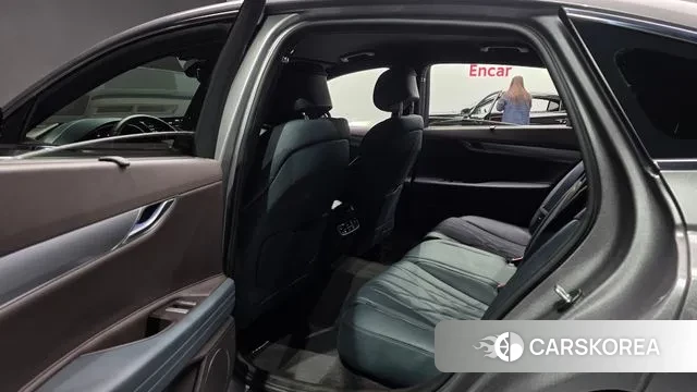 Genesis G80 (RG3) 2022 Серебряный из Кореи, фото 3