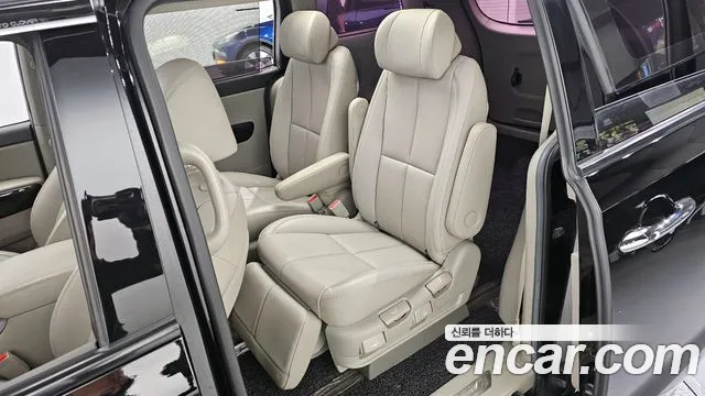 Kia The New Carnival 2019 Черный из Кореи, фото 3