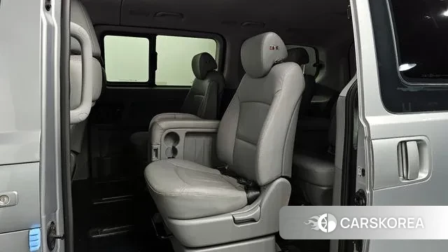 Hyundai The New Grand Starex 2018 Серебряный из Кореи, фото 3