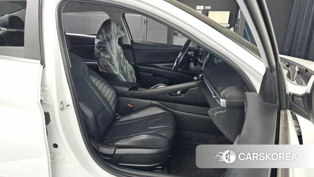Hyundai Avante (CN7) 2022 Белый из Кореи, фото 3