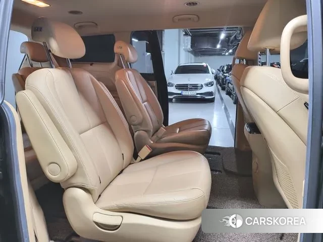 Kia The New Carnival 2019 Черный из Кореи, фото 3