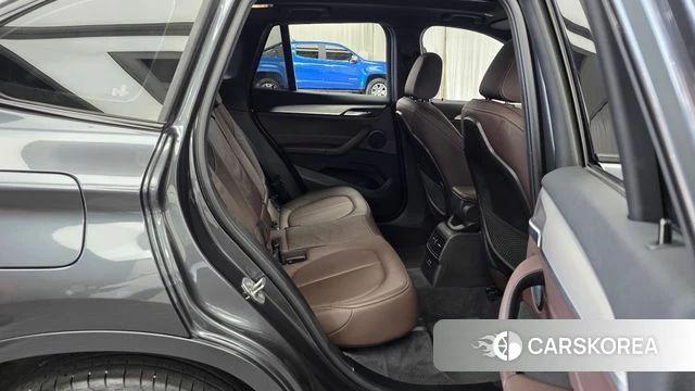 BMW X1 (F48) 2022 Серый из Кореи, фото 3