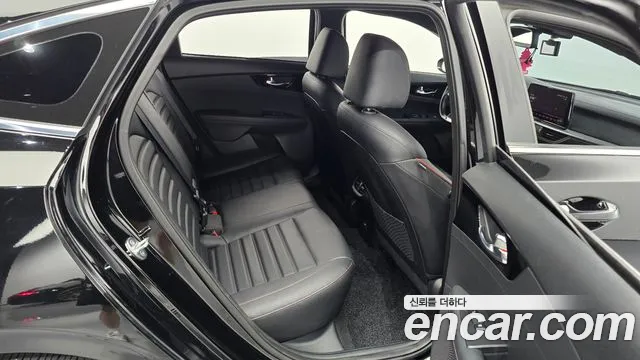 Kia The New K3 2nd generation 2022 Черный из Кореи, фото 3