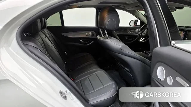 Mercedes-Benz E-Class W213 2020 Белый из Кореи, фото 3