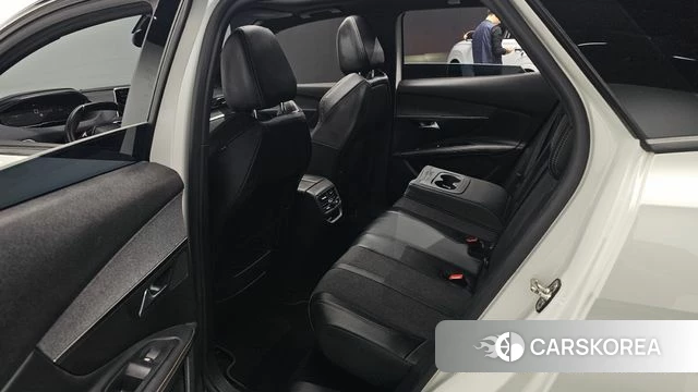 Peugeot 3008 second generation 2019 Белый из Кореи, фото 3