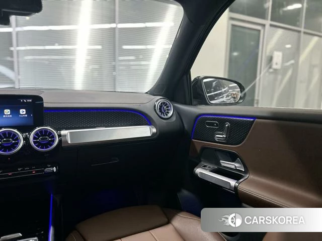 Mercedes-Benz GLB 2024 Черный из Китая, фото 3