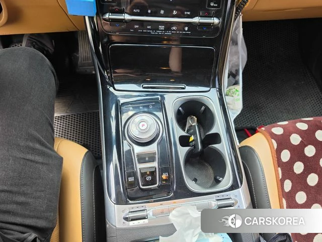 Kia Carnival 4th generation 2021 Белый из Кореи, фото 3