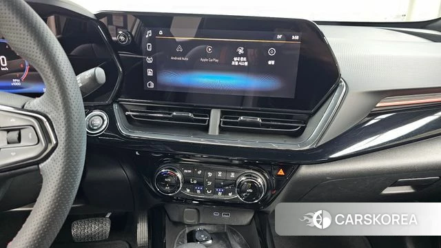Chevrolet (GM Daewoo) Trax Crossover 2023 Белый из Кореи, фото 3