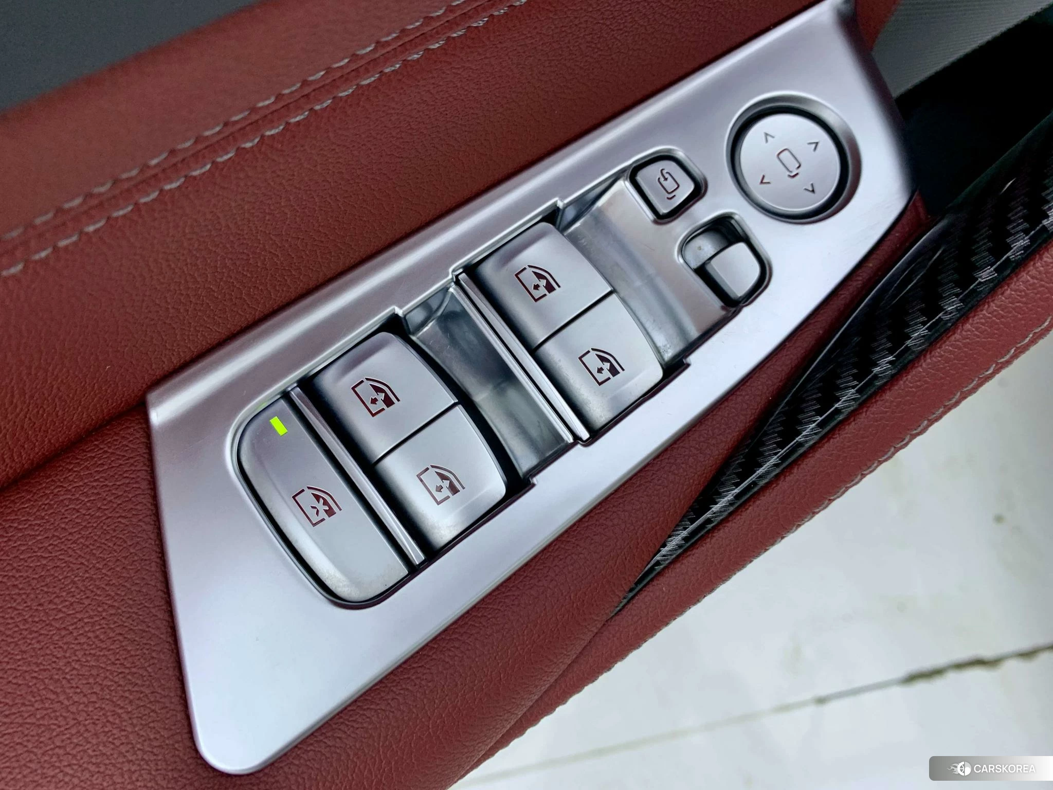 BMW 5 series 2022 Белый из Китая, фото 3