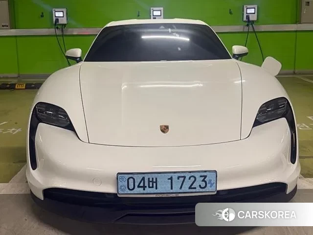Porsche Taycan 2021 Белый из Кореи, фото 3