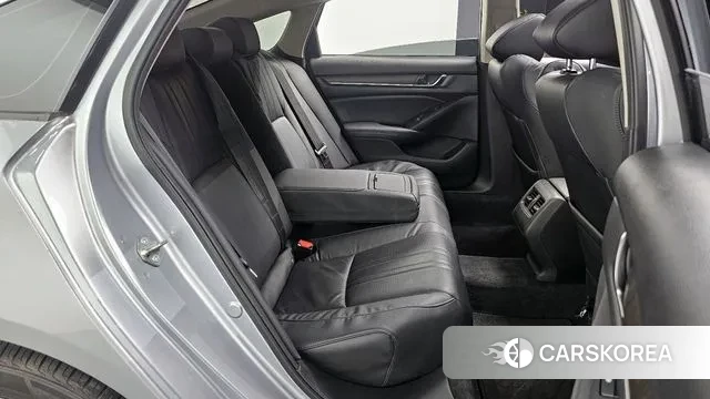 Honda Accord 10th Generation 2018 Серебряный из Кореи, фото 3
