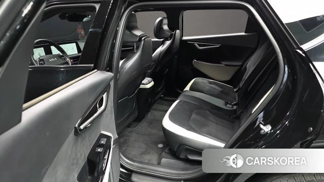 Kia EV6 2021 Черный из Кореи, фото 3
