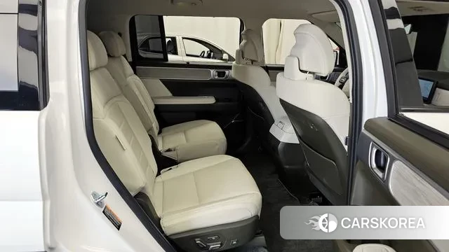 Hyundai Santa Fe (MX5) 2023 Белый из Кореи, фото 3