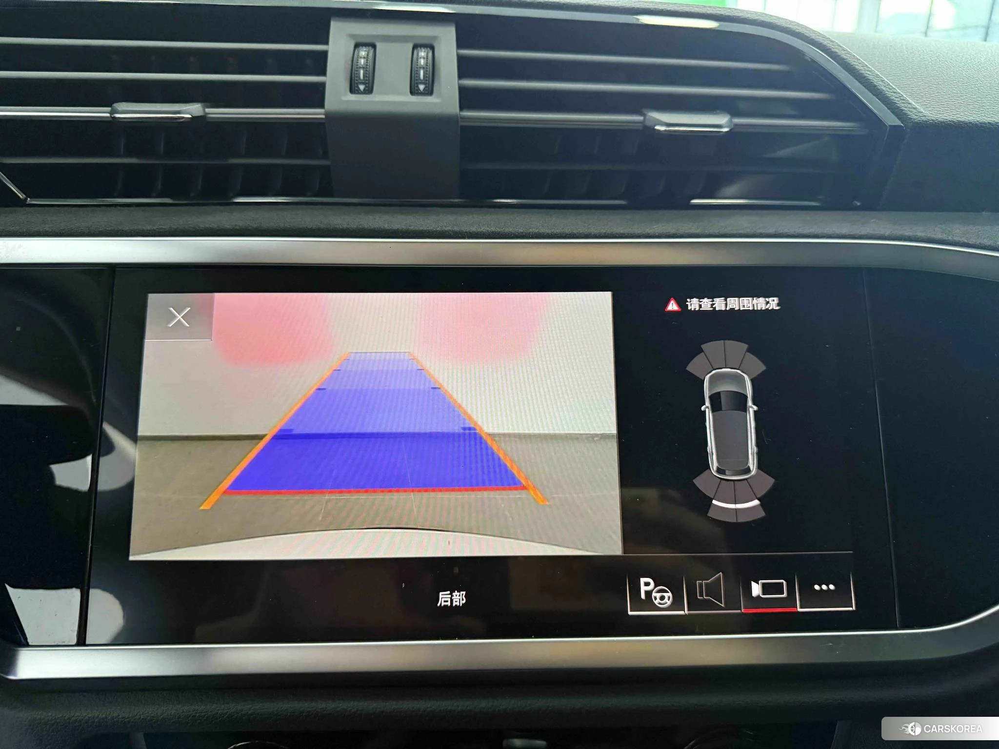 Audi Q3 2022 Белый из Китая, фото 3