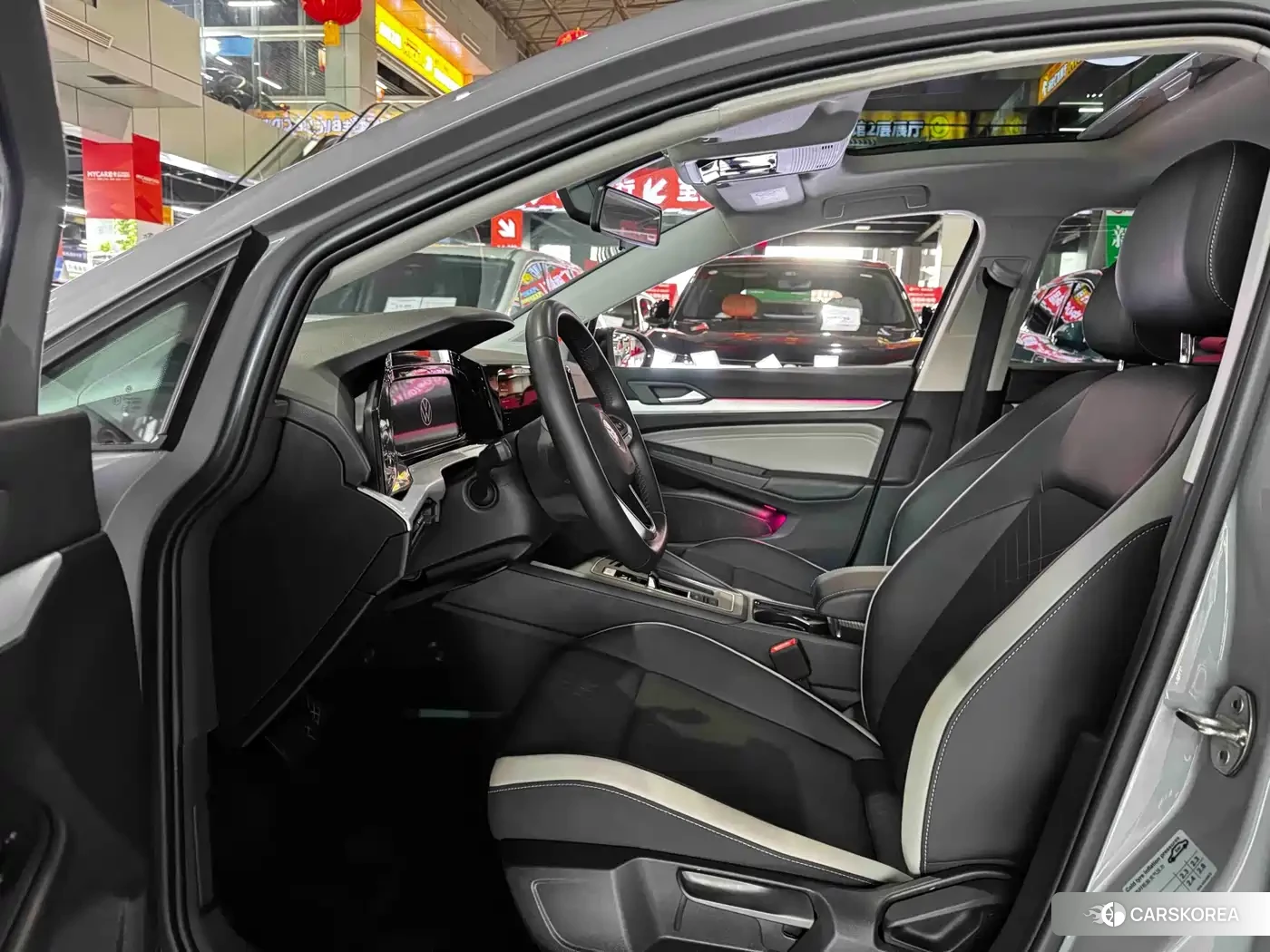 Volkswagen Golf 2024 Silver/gray из Китая, фото 3