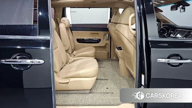 Kia The New Carnival 2018 Черный из Кореи, фото 3