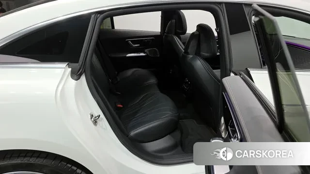 Mercedes-Benz EQE V295 2023 Белый из Кореи, фото 3