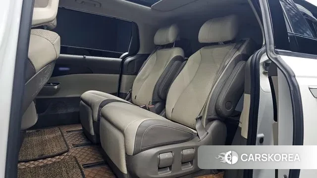 Kia Carnival 4th generation 2023 Белый из Кореи, фото 3