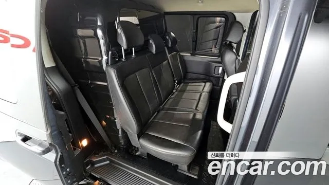 Hyundai Staria 2022 Серый из Кореи, фото 3