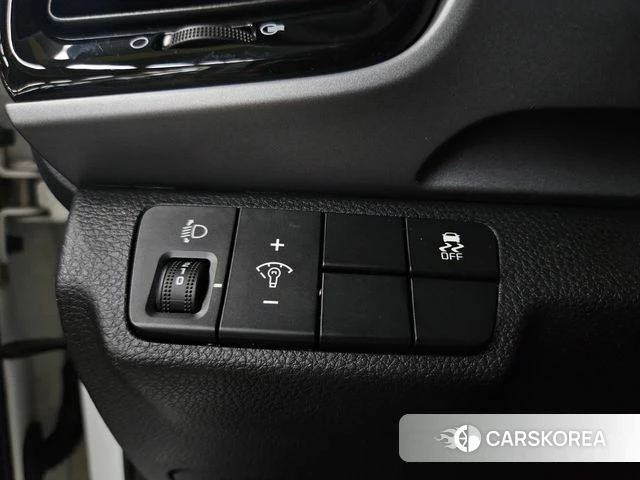 Kia Stonic 2018 Белый из Кореи, фото 3