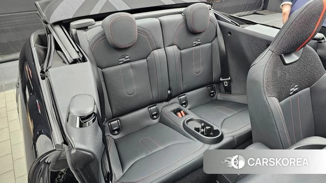Mini Cooper S Convertible 4th Generation 2025 Черный из Кореи, фото 3