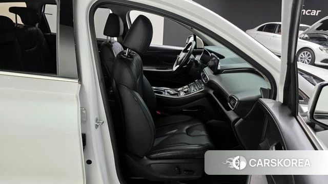 Hyundai The New Santa Fe 2021 Белый из Кореи, фото 3