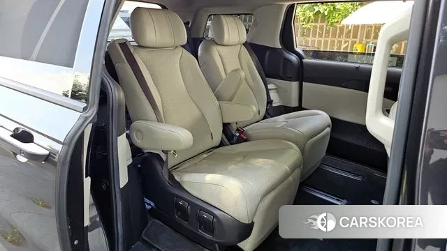 Kia Carnival 4th generation 2020 Серый из Кореи, фото 3