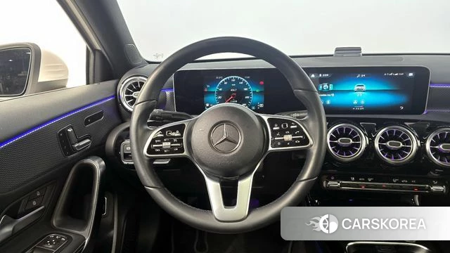 Mercedes-Benz A-Class W177 2020 Белый из Кореи, фото 3