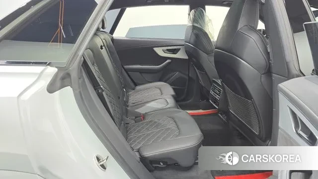 Audi Q8 (4M) 2022 Белый из Кореи, фото 3