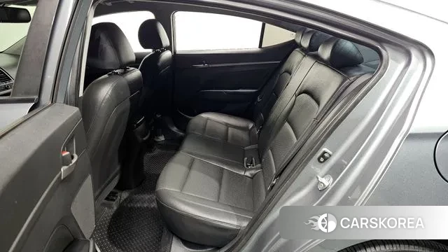 Hyundai Avante AD 2018 Серый из Кореи, фото 3