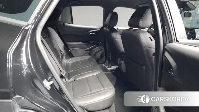 Chevrolet (GM Daewoo) Trax Crossover 2023 Черный из Кореи, фото 3