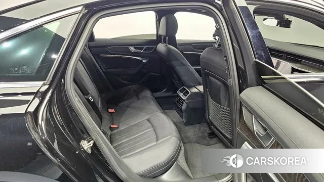 Audi A6 (C8) 2020 Черный из Кореи, фото 3