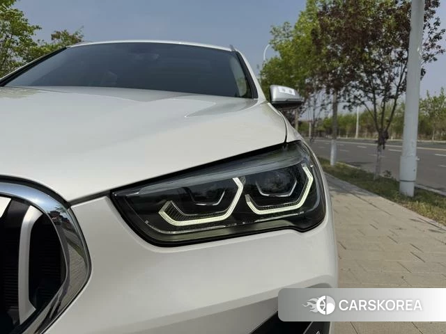BMW X1 2022 Белый из Китая, фото 3