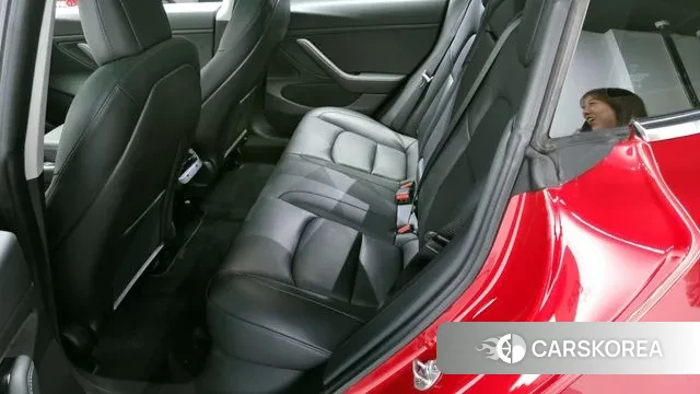 Tesla Model 3 2020 Красный из Кореи, фото 3