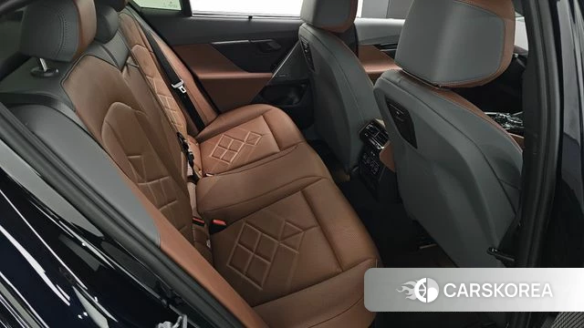 BMW 5 Series (G60) 2026 Черный из Кореи, фото 3