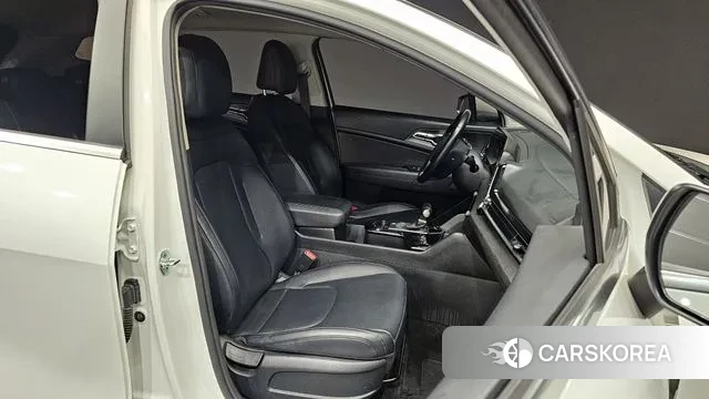 Kia Sportage 5th Generation 2022 Белый из Кореи, фото 3