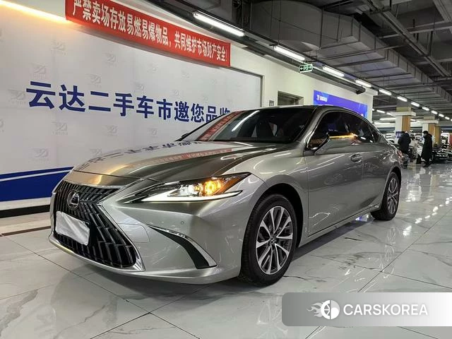 Lexus ES 2023 Шампань из Китая, фото 3