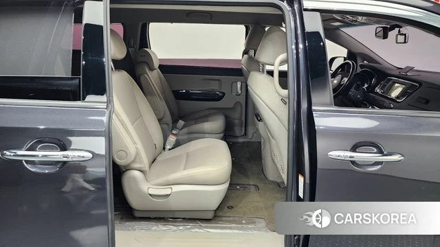 Kia The New Carnival 2018 Серый из Кореи, фото 3