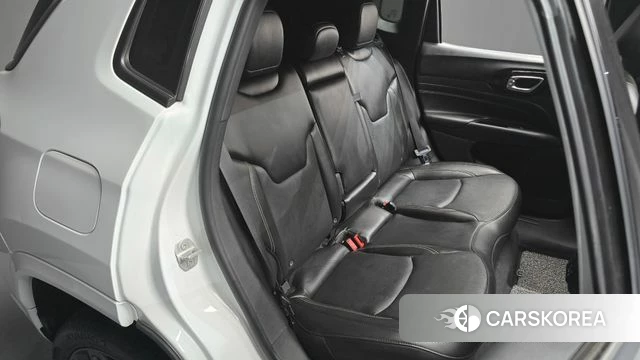 Jeep Compass 2nd Generation 2022 Белый из Кореи, фото 3