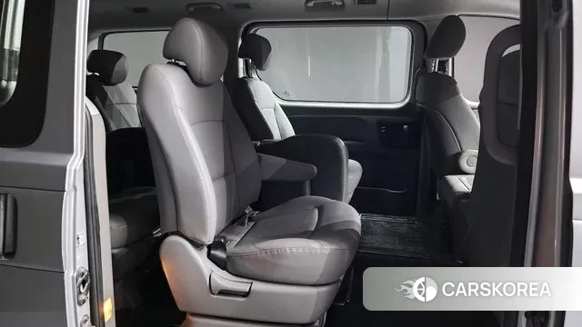 Hyundai The New Grand Starex 2019 Серебряный из Кореи, фото 3