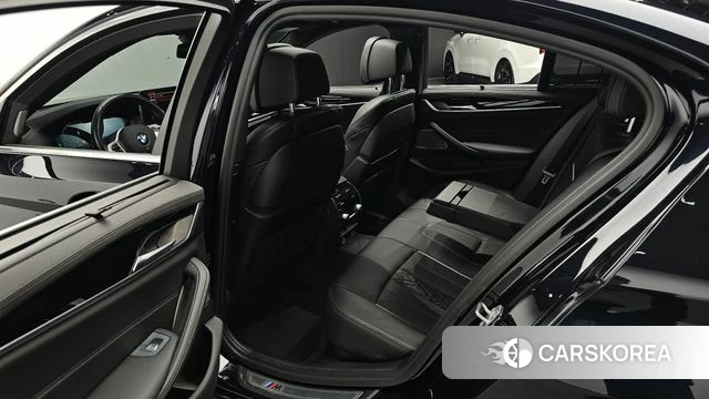 BMW 5 Series (G30) 2022 Черный из Кореи, фото 3