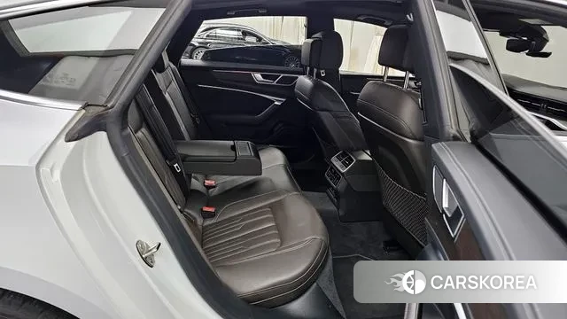 Audi A7 (4K) 2022 Белый из Кореи, фото 3