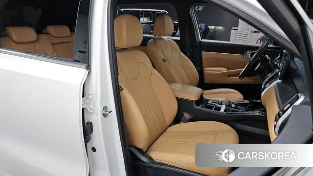 Kia Sorento 4th Generation 2023 Белый из Кореи, фото 3