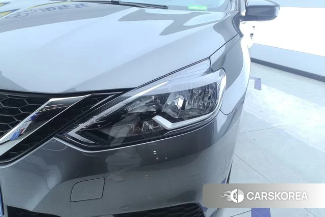 Nissan Xuan Yi 2025 Темно-серый из Китая, фото 3