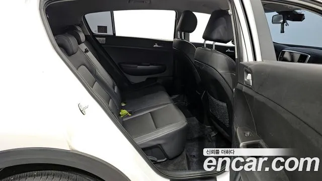 Kia Sportage The Bold 2021 Белый из Кореи, фото 3