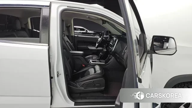 Chevrolet (GM Daewoo) Colorado 2019 Белый из Кореи, фото 3