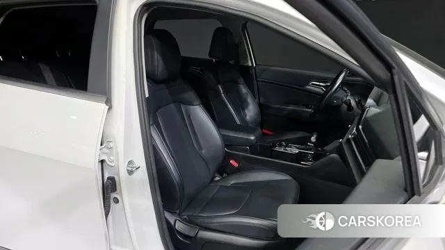 Kia Sportage 5th Generation 2022 Белый из Кореи, фото 3